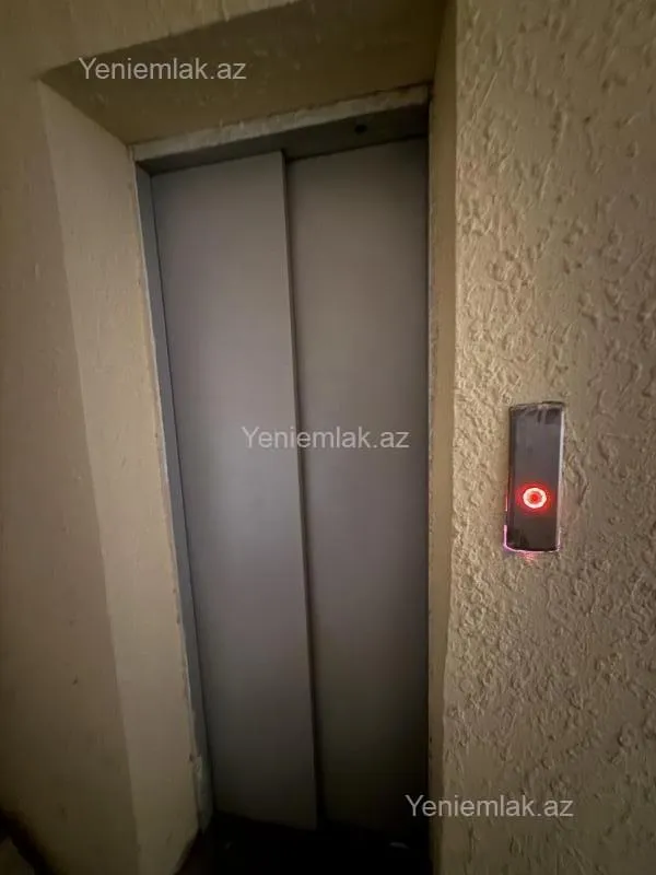 Satılır 2 otaqlı köhnə tikili 45 m²