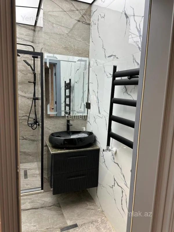 Satılır 3 otaqlı yeni tikili 92 m²