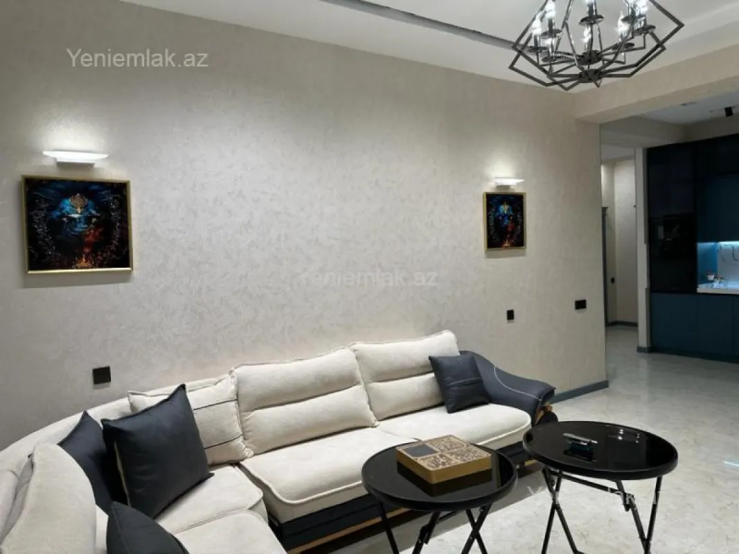 Satılır 3 otaqlı yeni tikili 92 m²