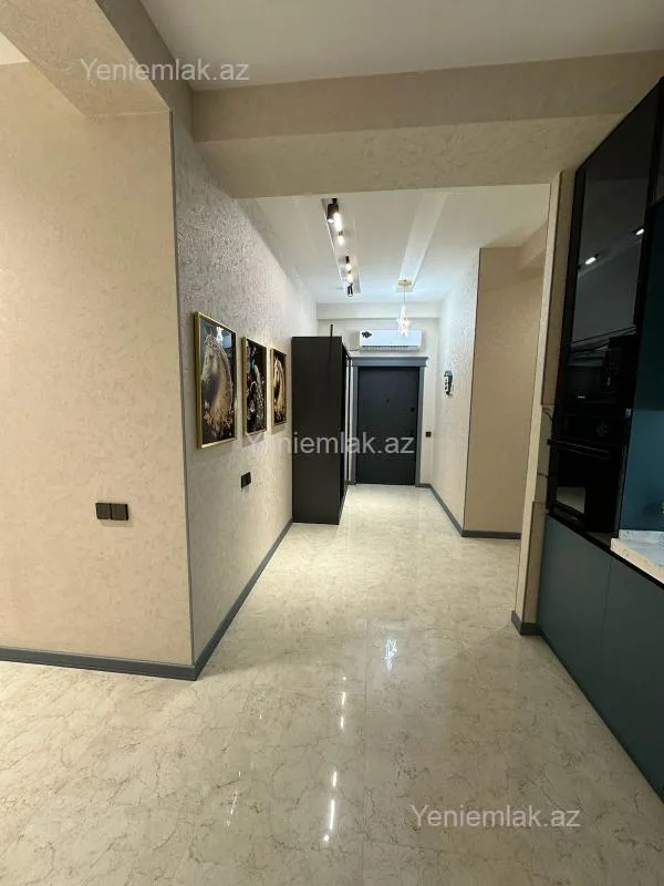 Satılır 3 otaqlı yeni tikili 92 m²