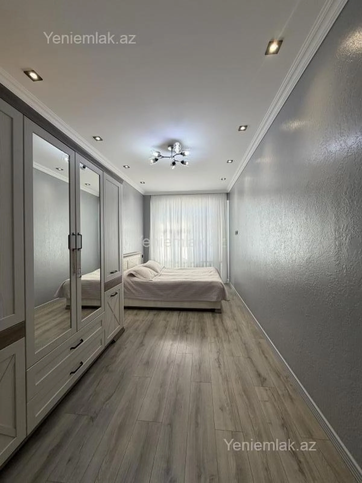 Satılır 4 otaqlı yeni tikili 100 m²