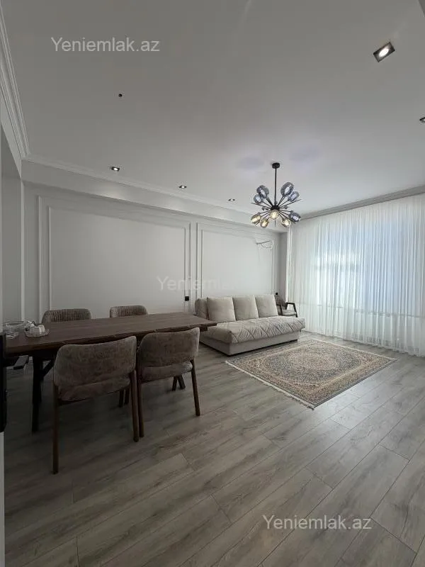 Satılır 4 otaqlı yeni tikili 100 m²