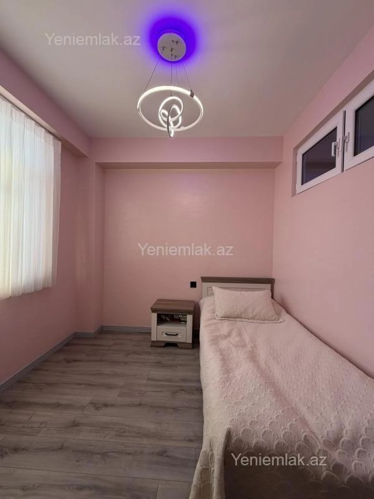 Satılır 4 otaqlı yeni tikili 100 m²