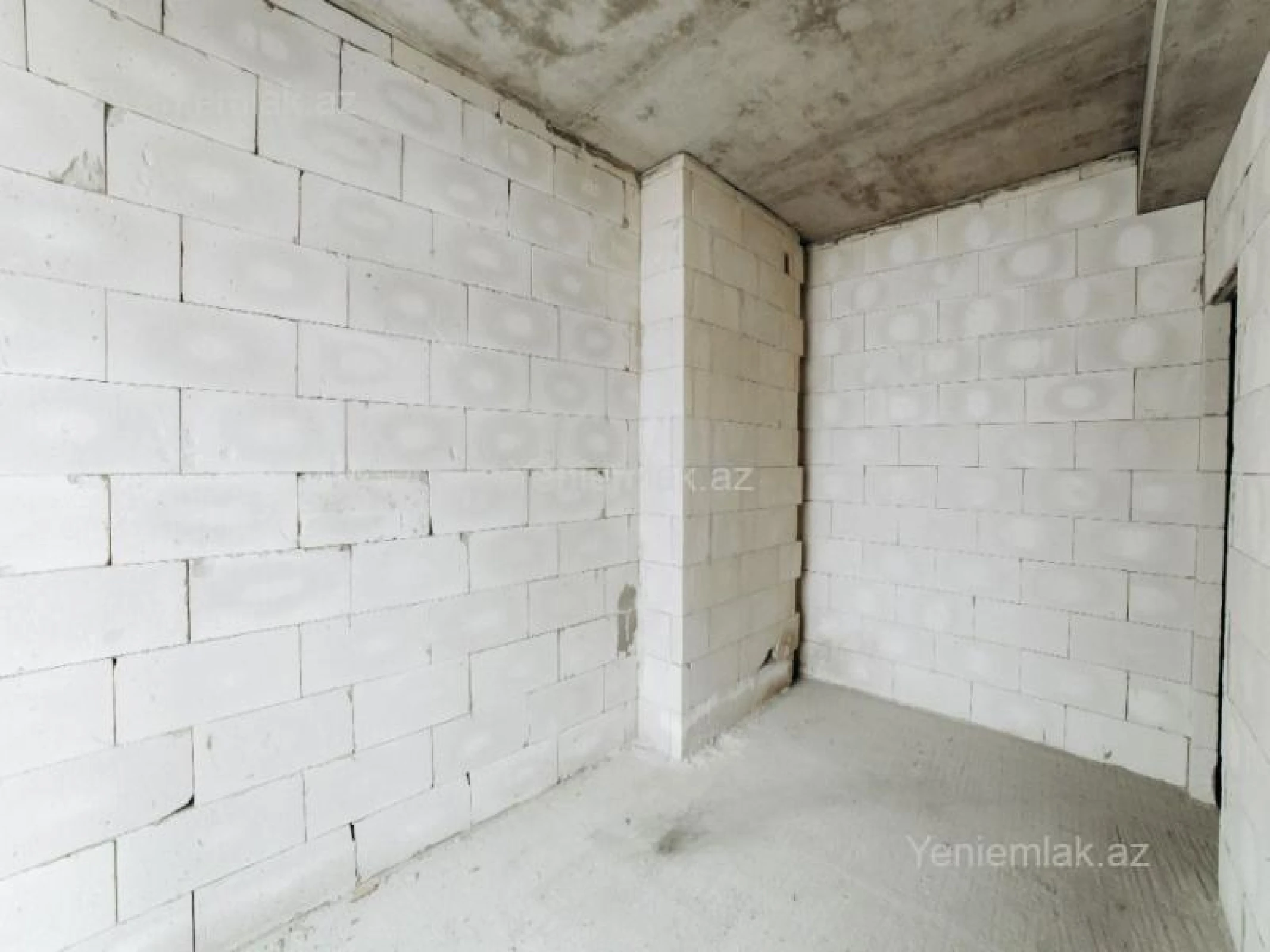 Satılır 3 otaqlı yeni tikili 120 m²