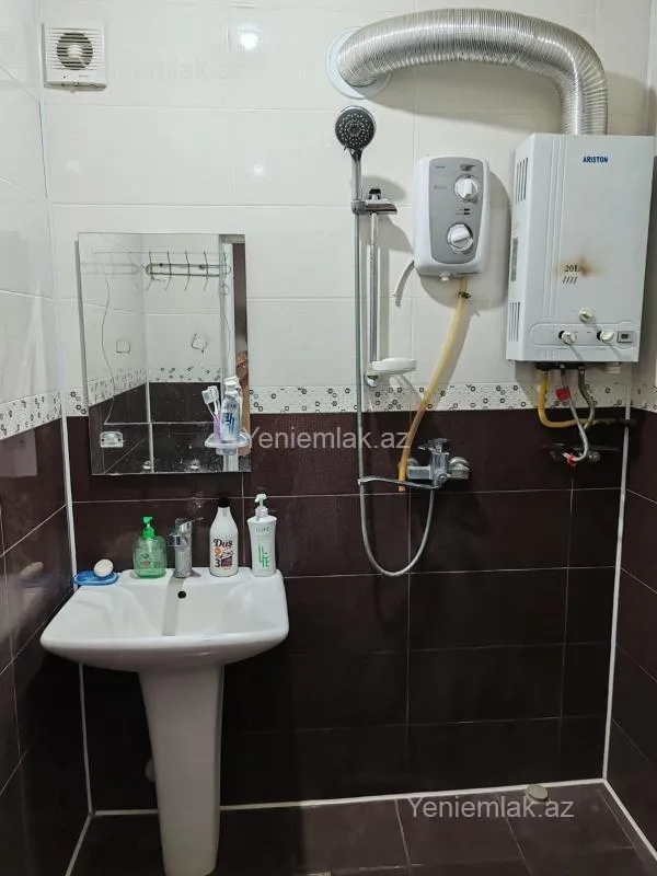 Satılır 3 otaqlı köhnə tikili 85 m²