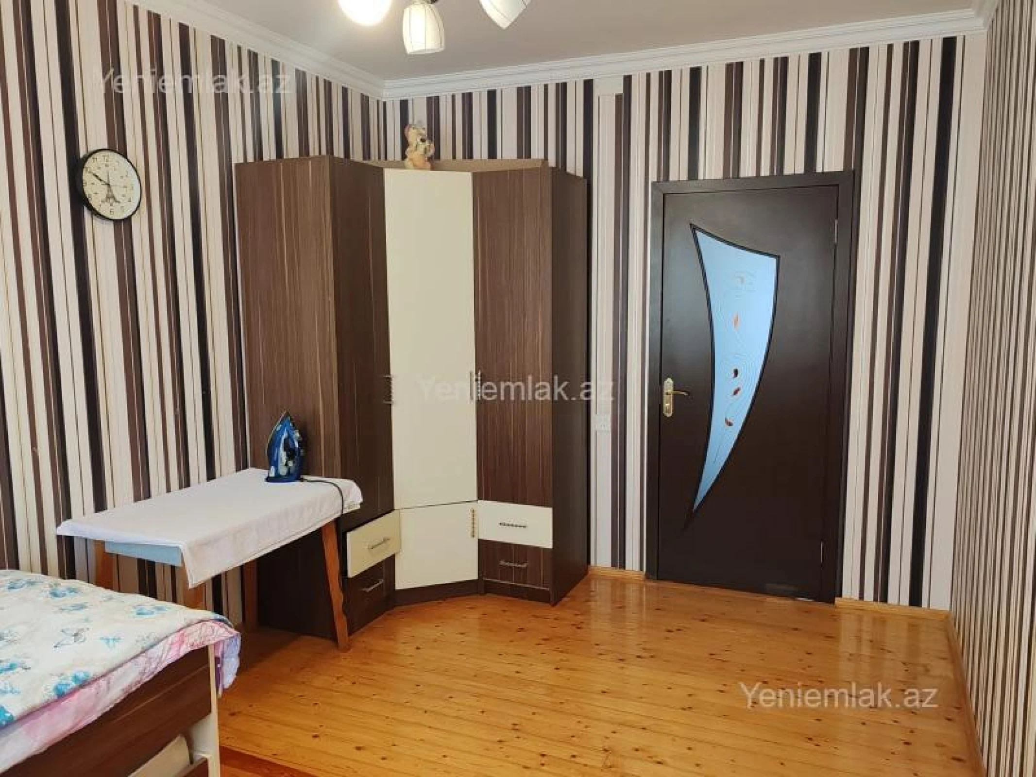 Satılır 3 otaqlı köhnə tikili 85 m²