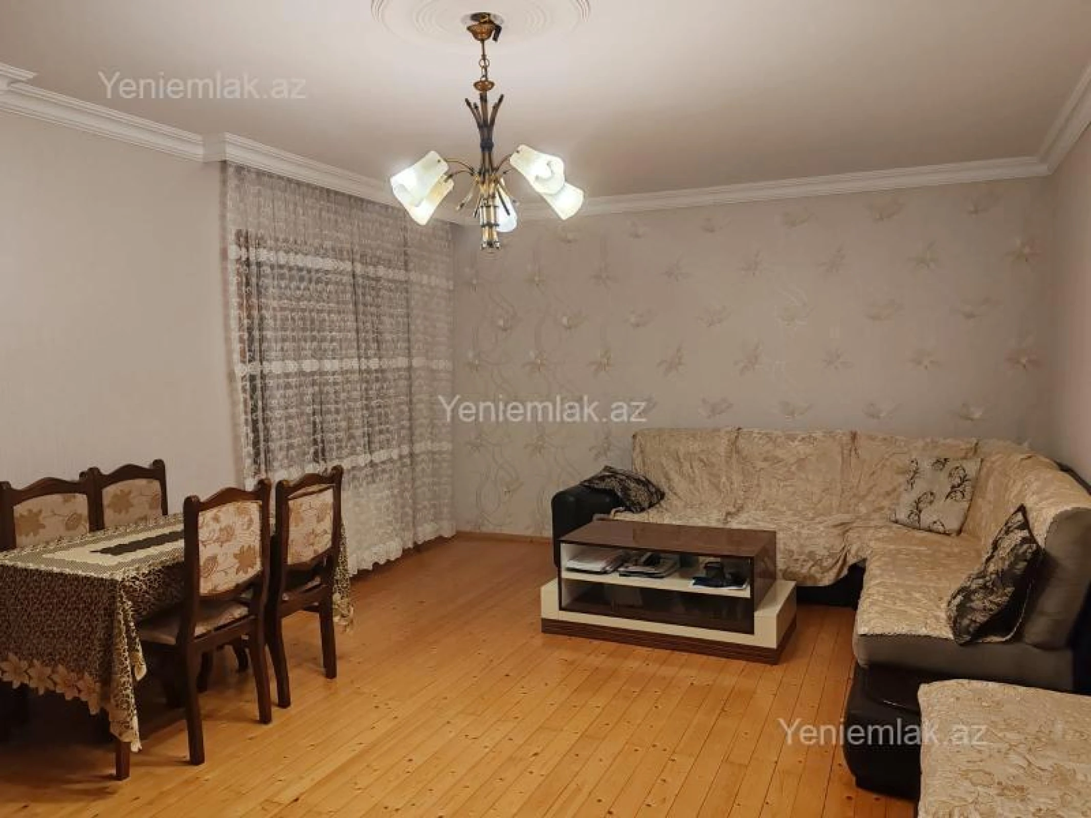 Satılır 3 otaqlı köhnə tikili 85 m²