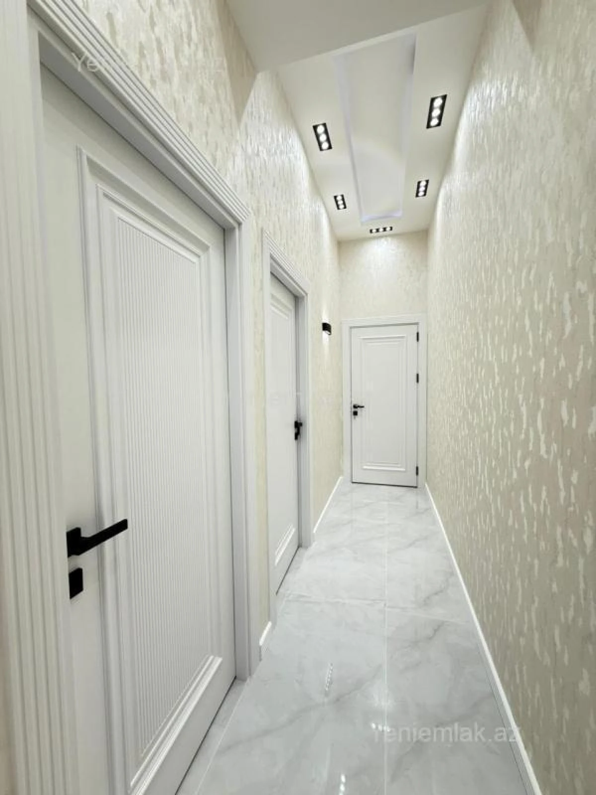 Satılır 3 otaqlı yeni tikili 105 m²