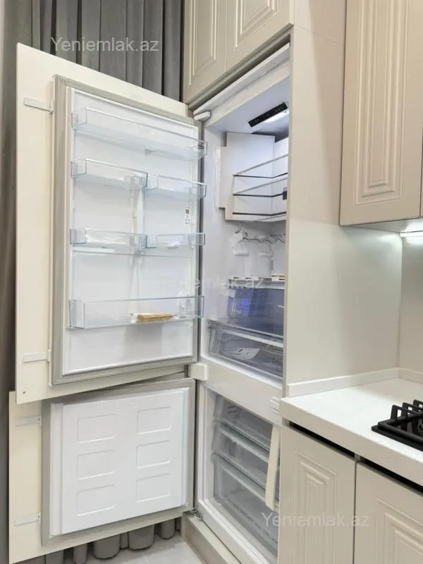 Satılır 3 otaqlı yeni tikili 105 m²