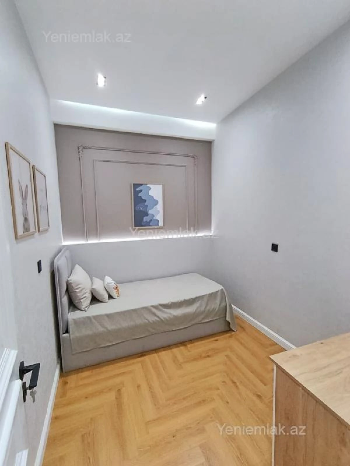 Satılır 3 otaqlı yeni tikili 80 m²