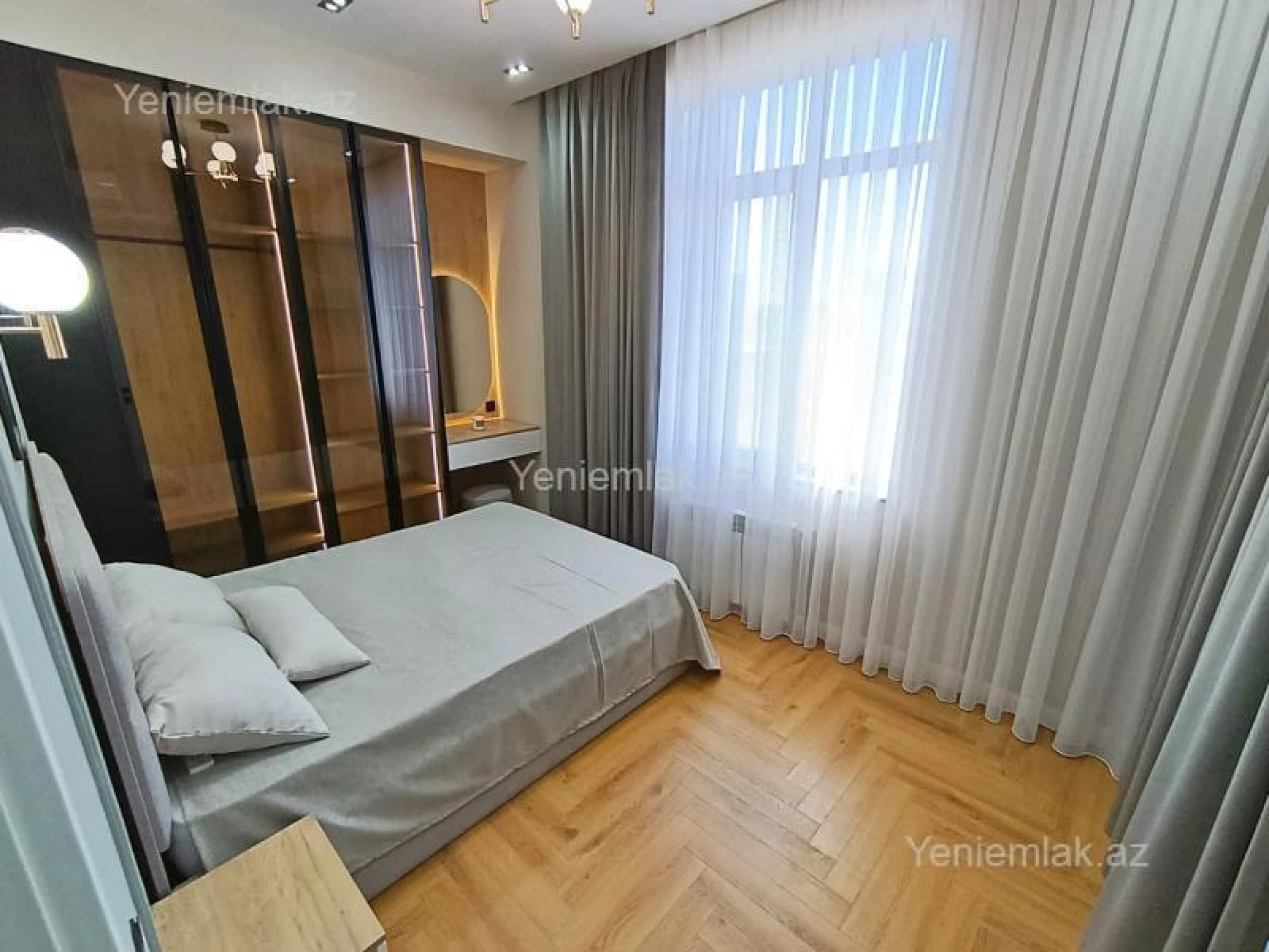 Satılır 3 otaqlı yeni tikili 80 m²