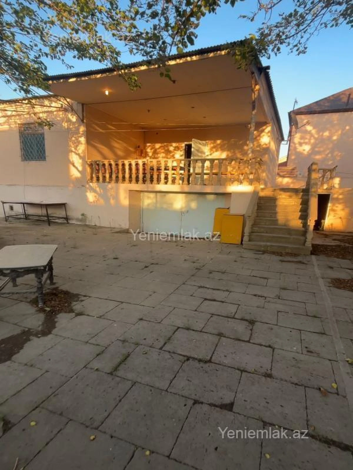 Satılır 4 otaqlı həyət evi 100 m²