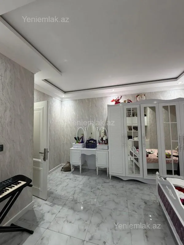 Satılır 3 otaqlı yeni tikili 148 m²