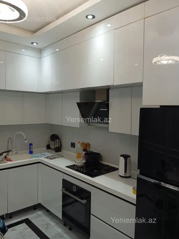 Satılır 3 otaqlı yeni tikili 148 m²