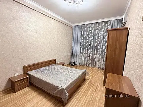 Satılır 3 otaqlı yeni tikili 135 m²