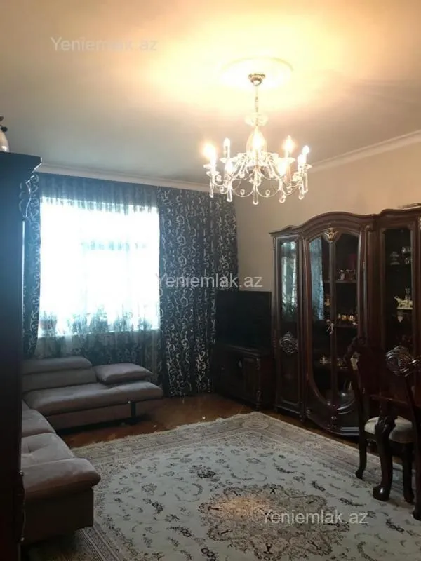 Satılır 3 otaqlı yeni tikili 110 m²