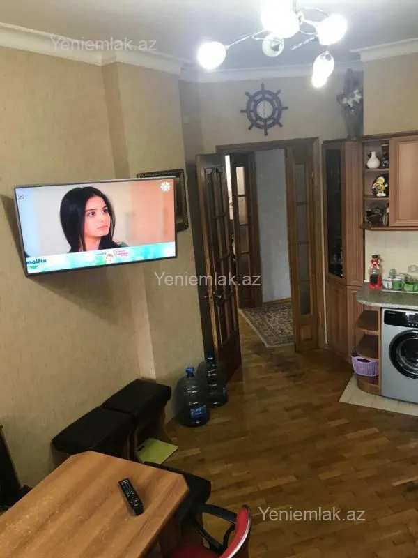 Satılır 3 otaqlı yeni tikili 110 m²