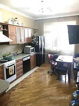 Satılır 3 otaqlı yeni tikili 110 m²