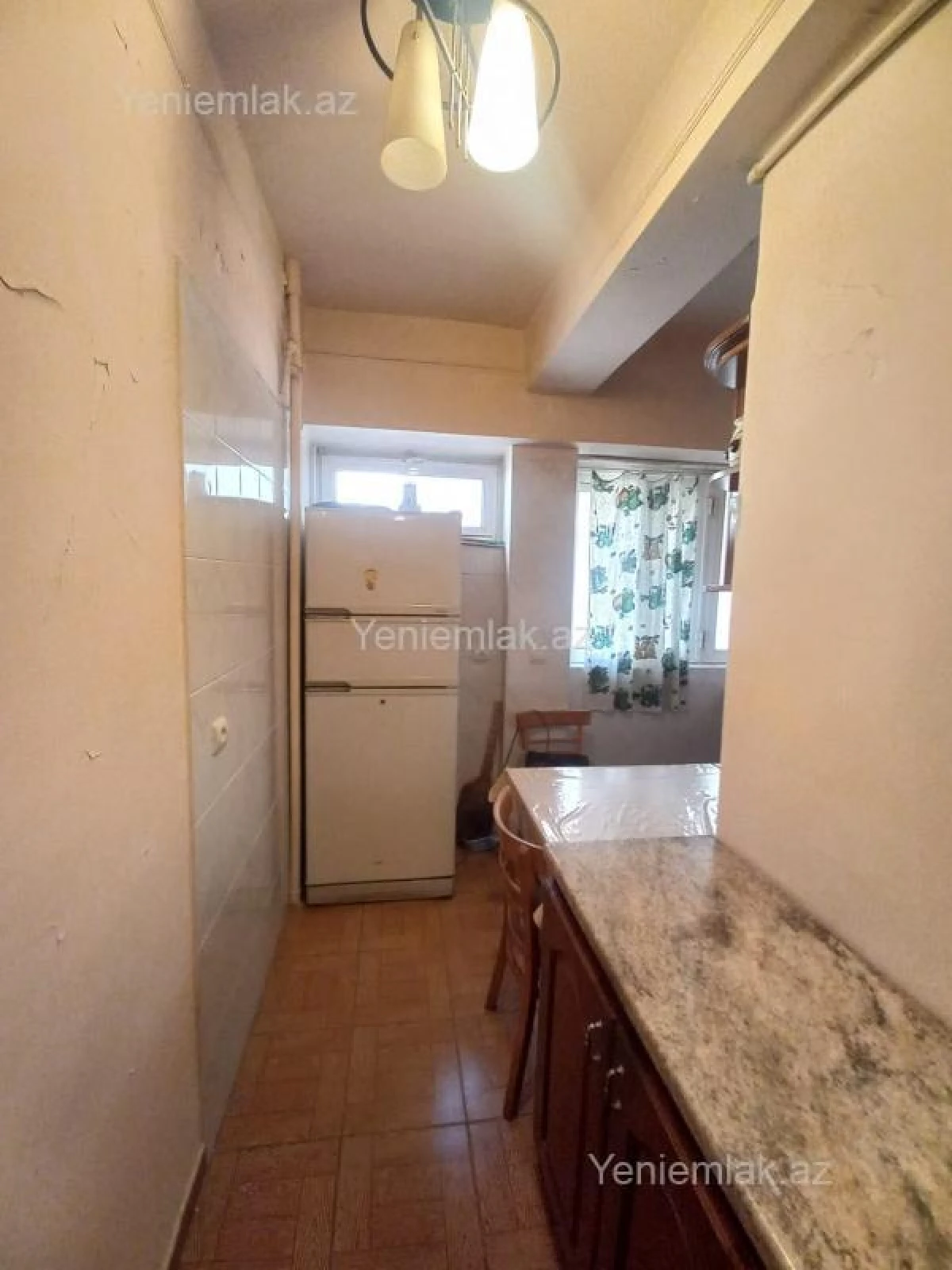 Satılır 3 otaqlı köhnə tikili 70 m²