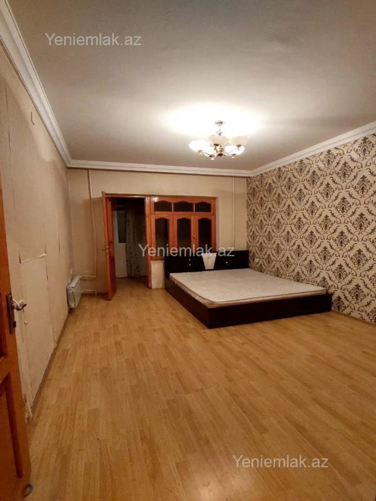 Satılır 2 otaqlı köhnə tikili 65 m²