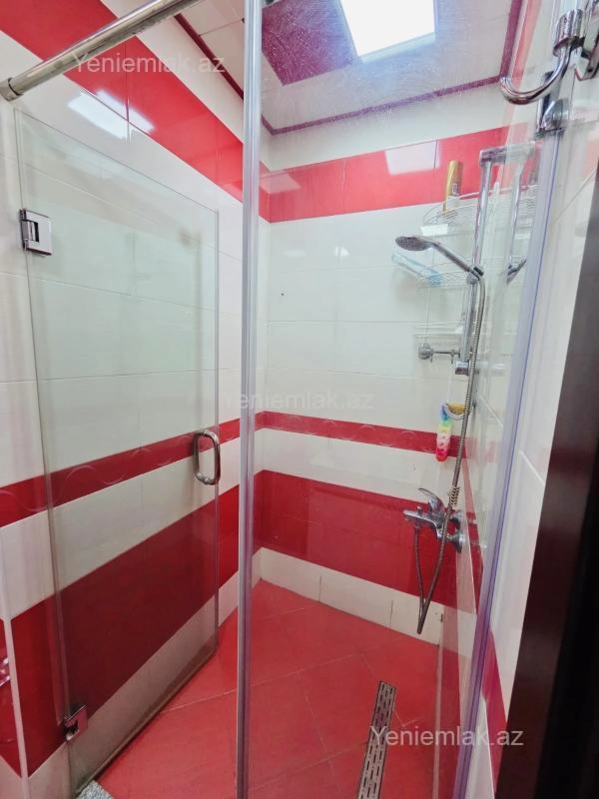 Satılır 3 otaqlı yeni tikili 145 m²