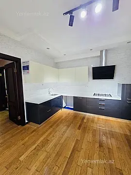 Satılır 3 otaqlı yeni tikili 145 m²