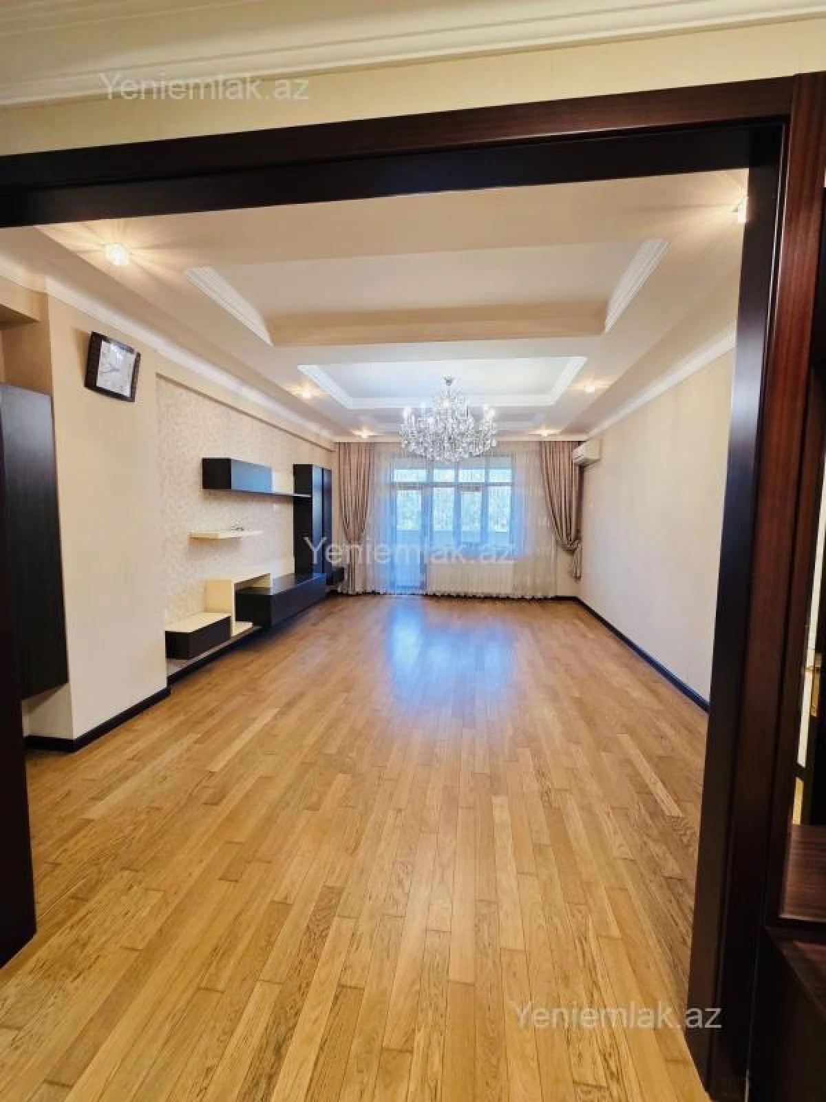 Satılır 3 otaqlı yeni tikili 145 m²