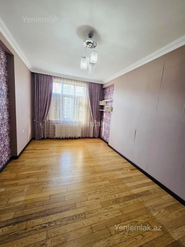 Satılır 3 otaqlı yeni tikili 145 m²