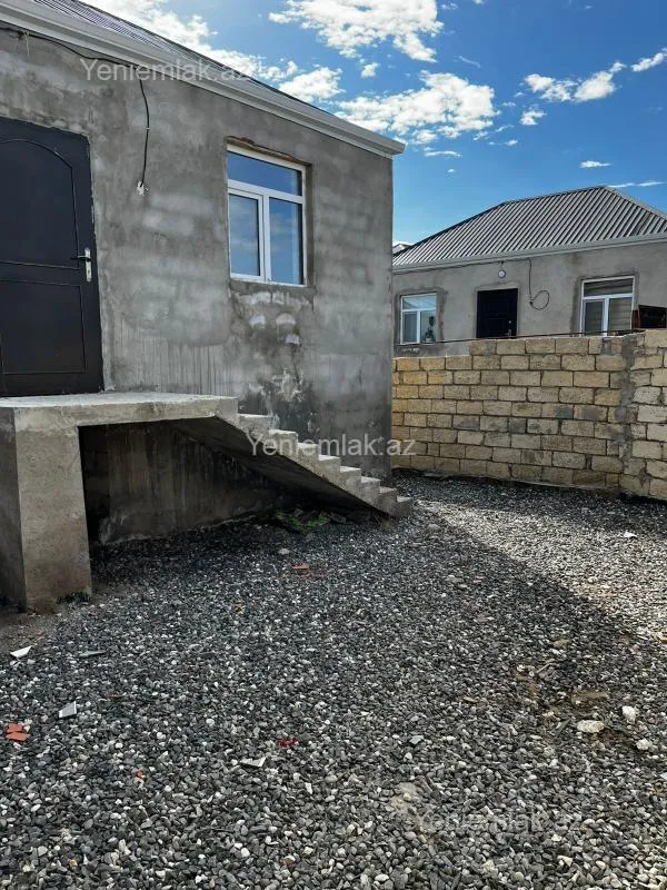 Satılır 2 otaqlı həyət evi 50 m²