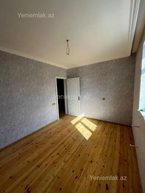 Satılır 2 otaqlı həyət evi 50 m²