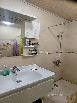 Satılır 2 otaqlı köhnə tikili 42 m²