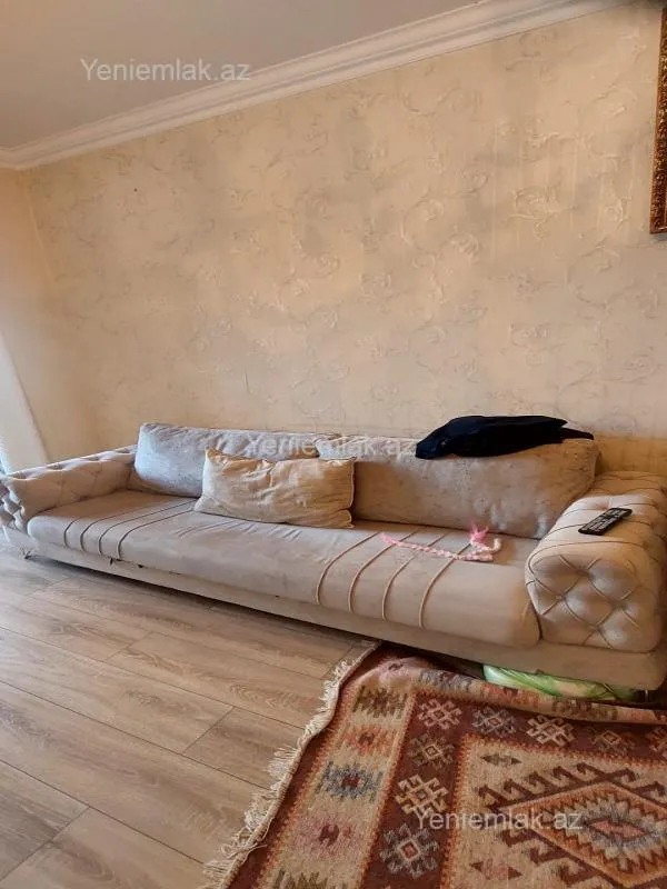Satılır 2 otaqlı köhnə tikili 42 m²