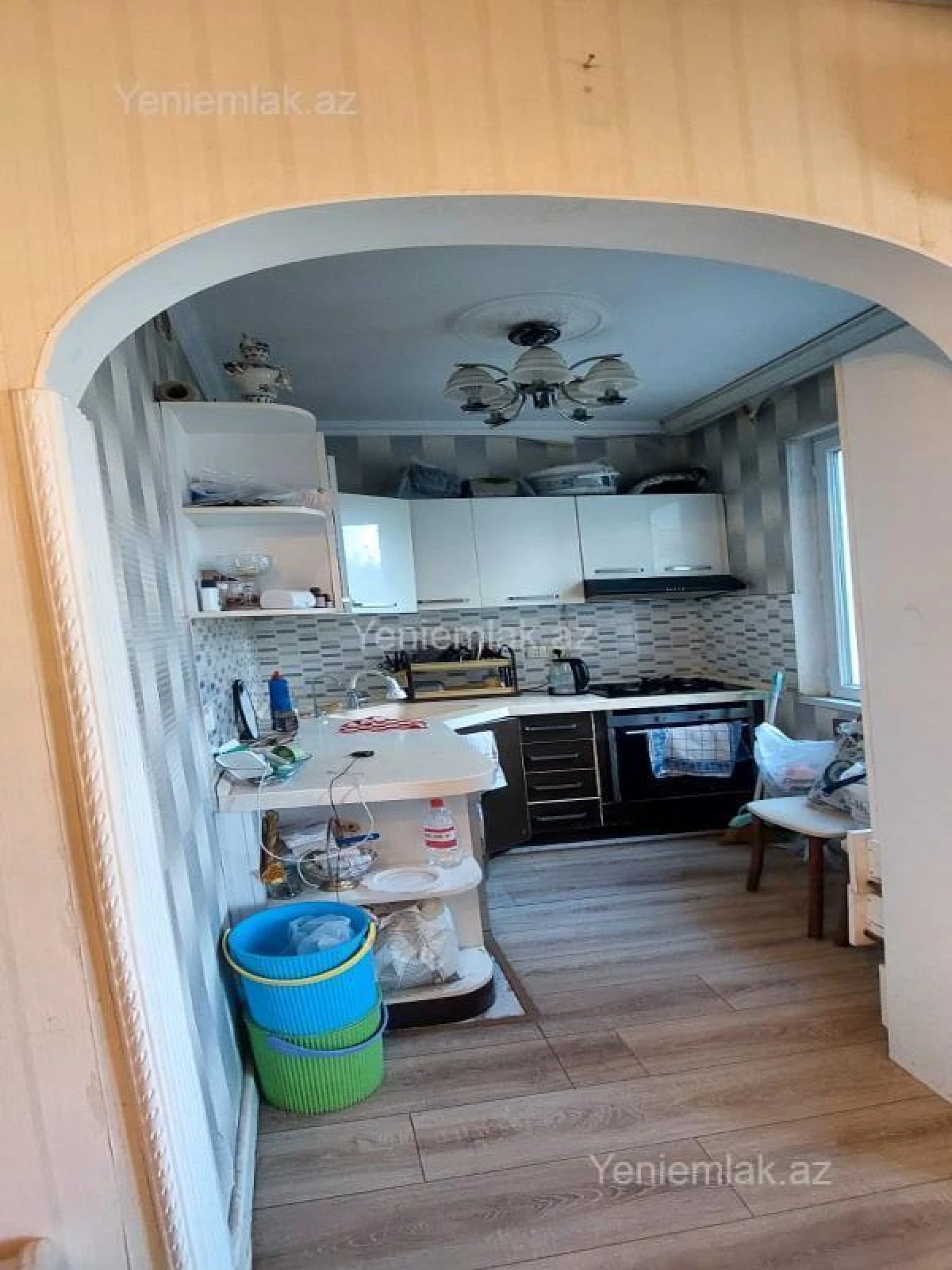 Satılır 2 otaqlı köhnə tikili 42 m²