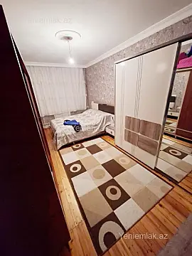 Satılır 3 otaqlı köhnə tikili 80 m²