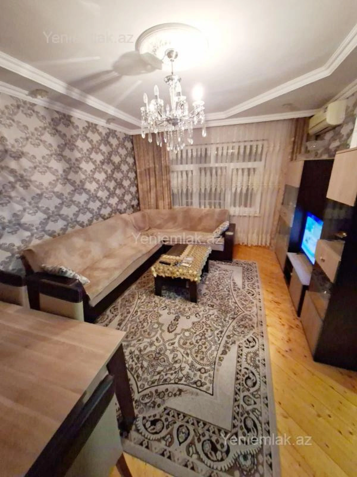 Satılır 3 otaqlı köhnə tikili 80 m²