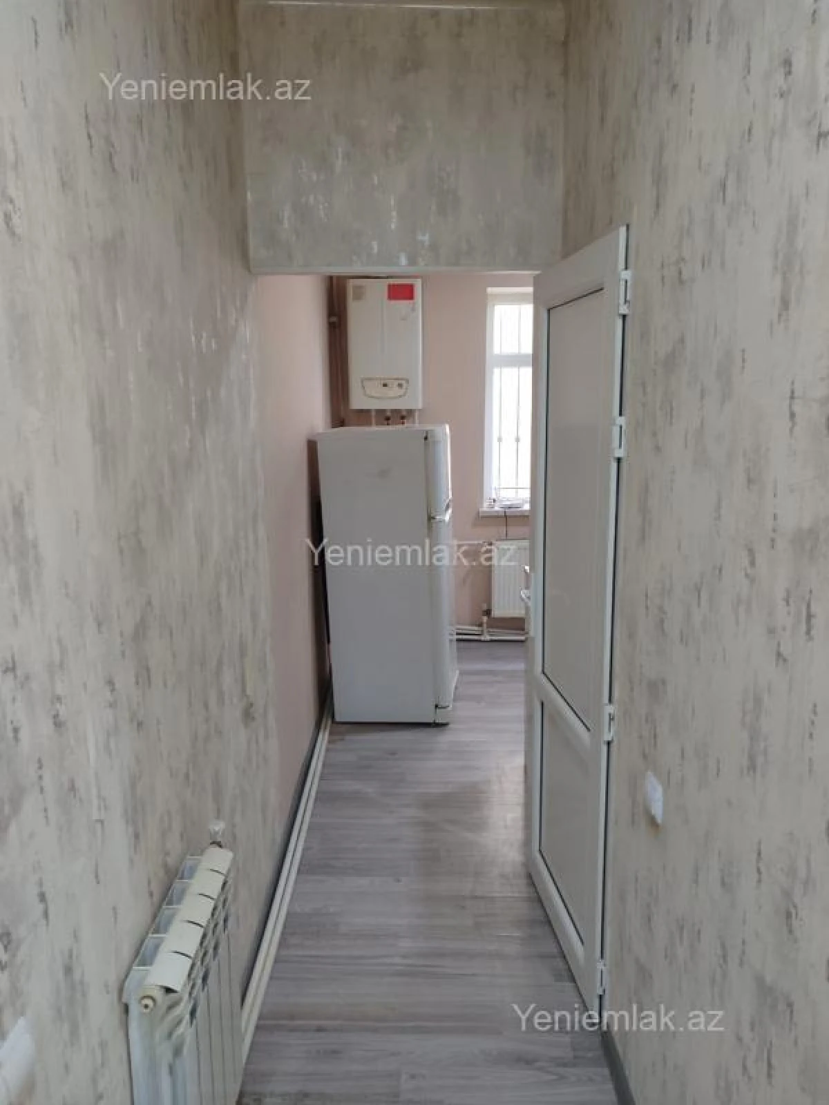 Satılır 1 otaqlı köhnə tikili 40 m²