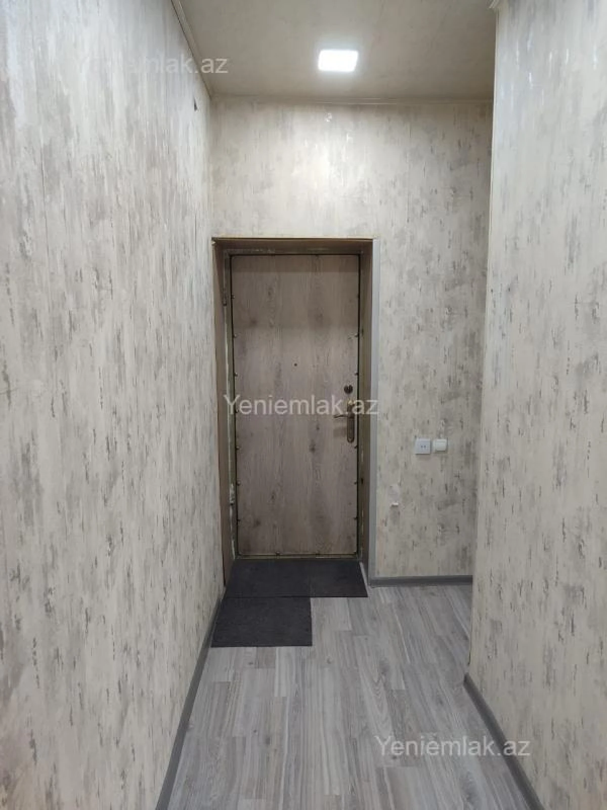 Satılır 1 otaqlı köhnə tikili 40 m²