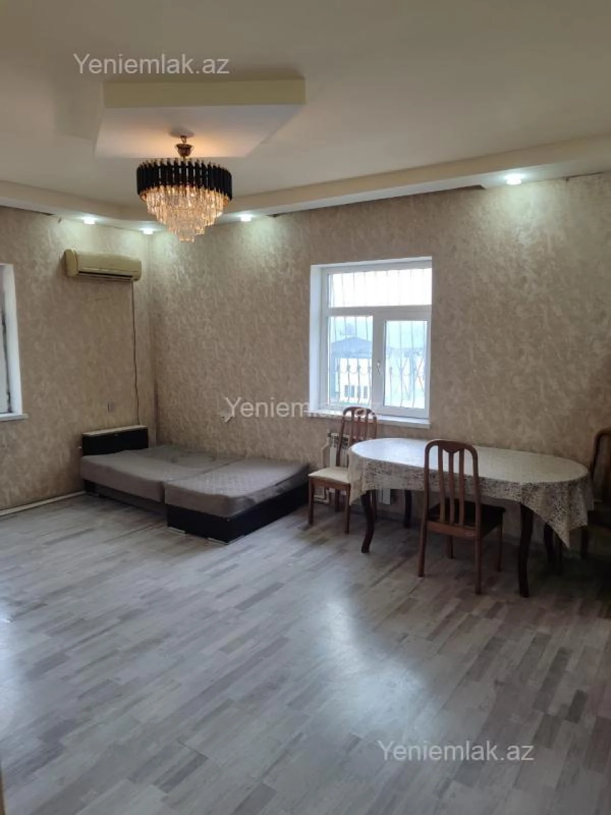Satılır 1 otaqlı köhnə tikili 40 m²