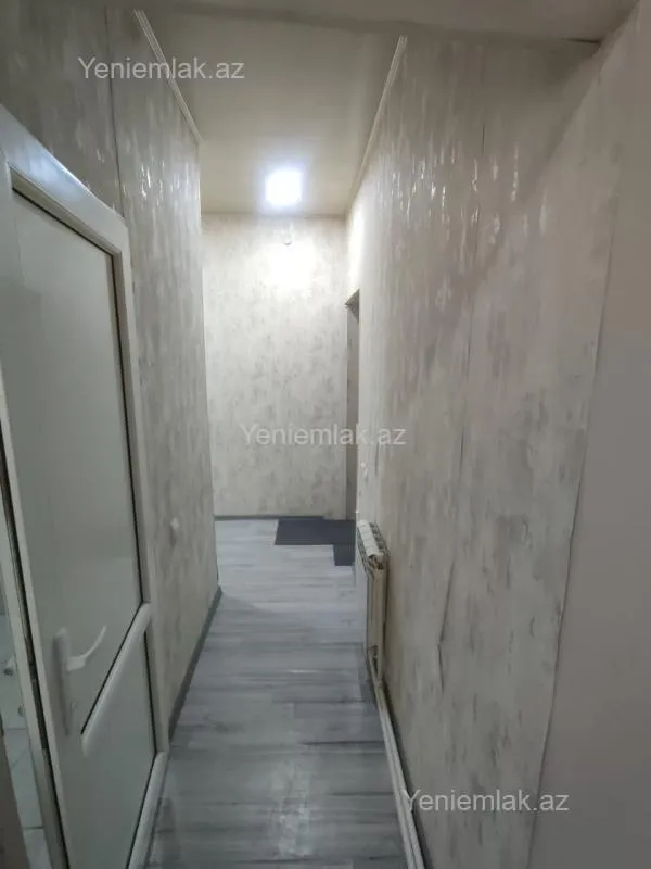 Satılır 1 otaqlı köhnə tikili 40 m²