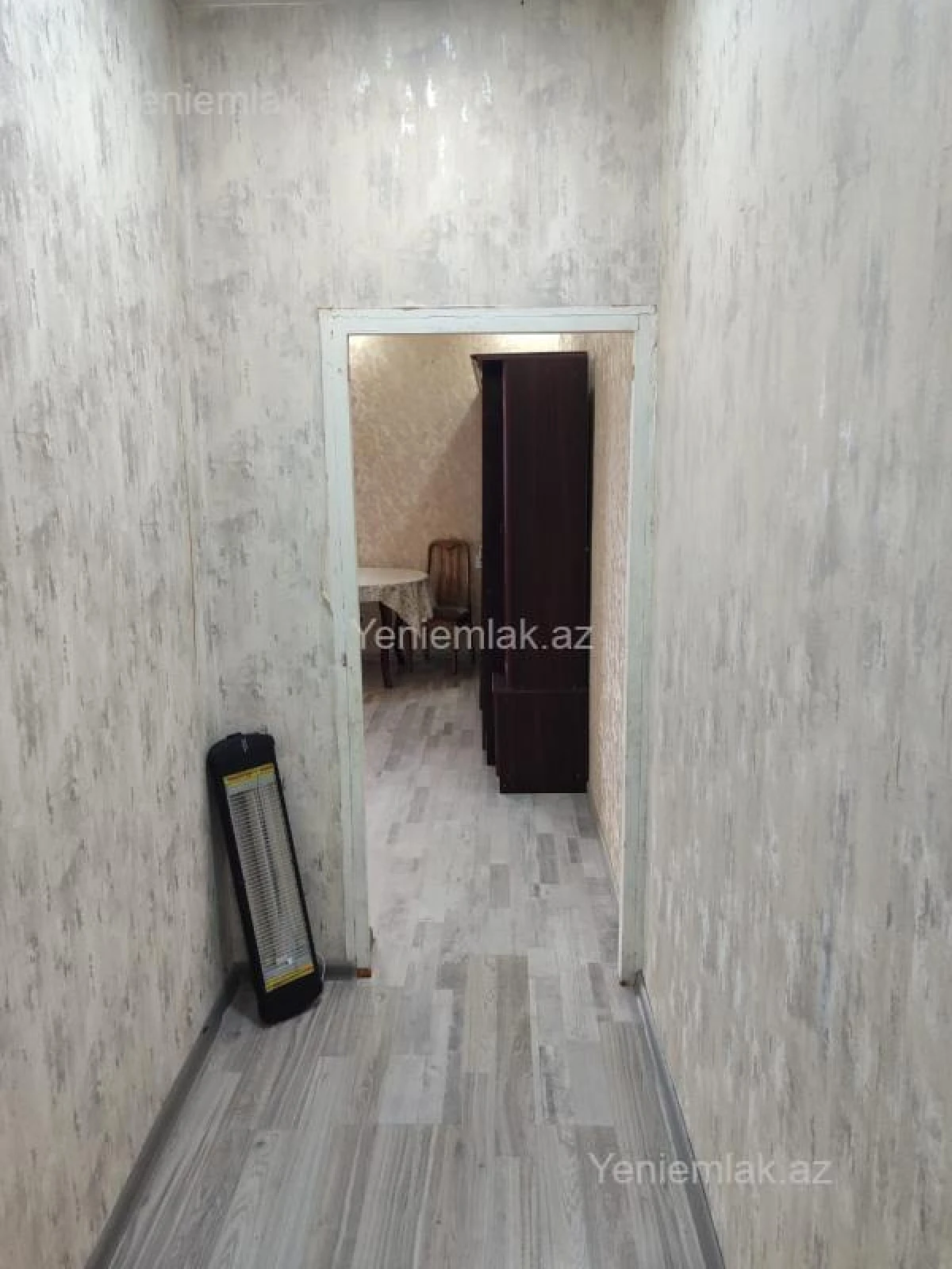 Satılır 1 otaqlı köhnə tikili 40 m²