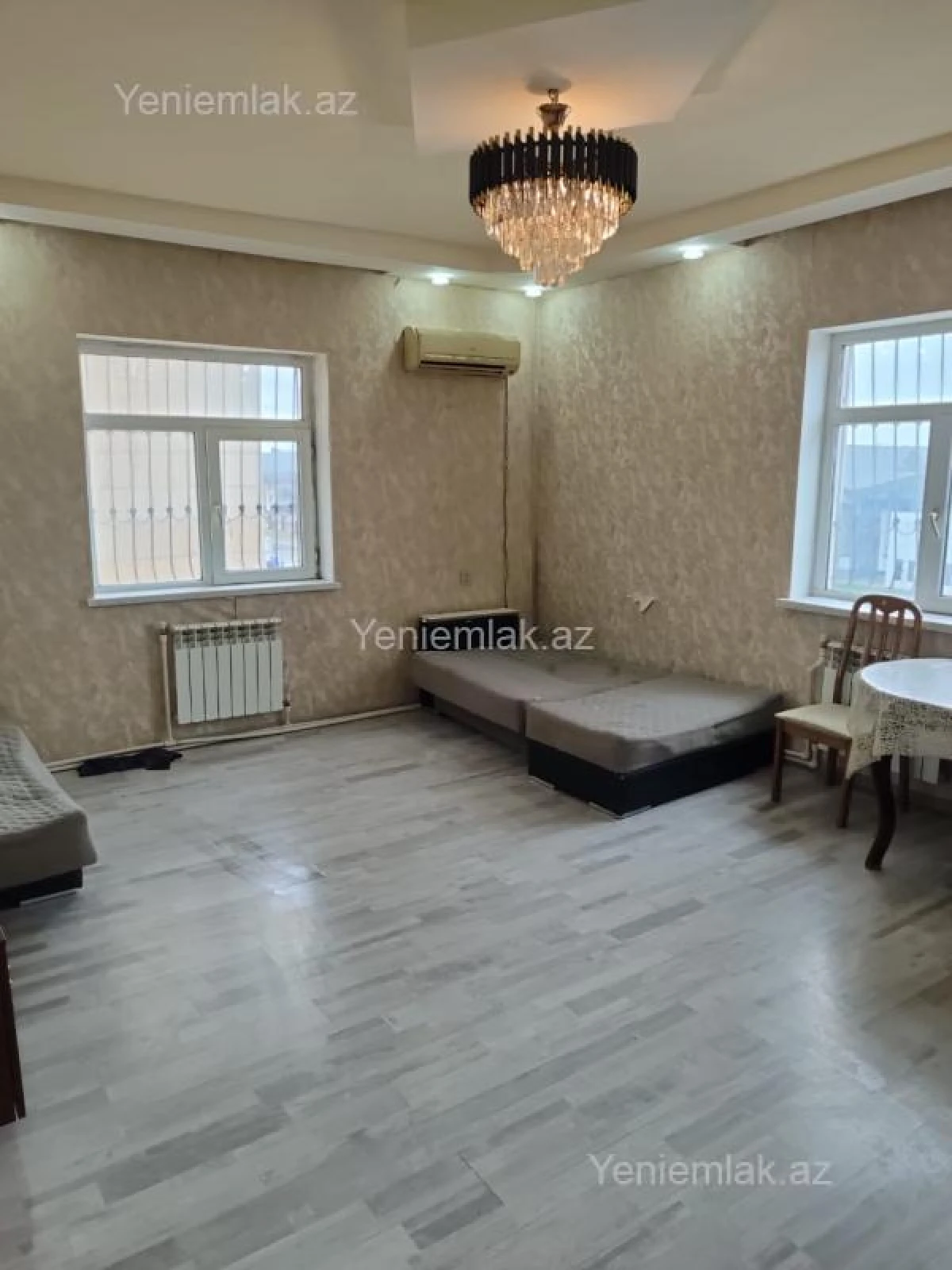Satılır 1 otaqlı köhnə tikili 40 m²