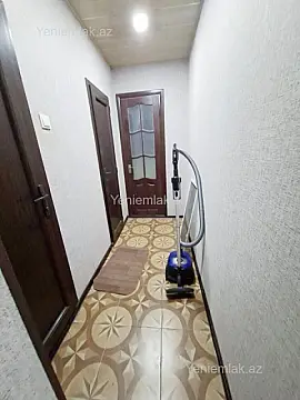 Satılır 3 otaqlı köhnə tikili 80 m²