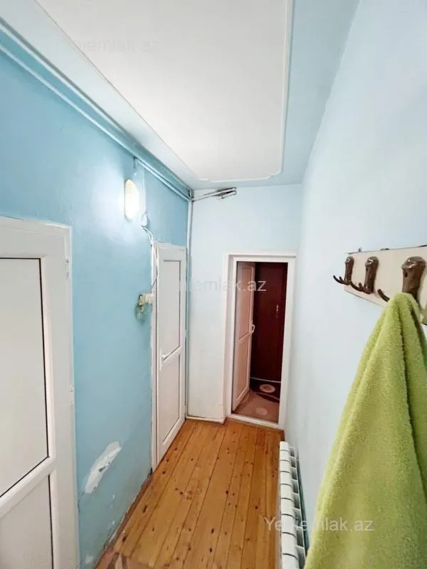 Satılır 3 otaqlı köhnə tikili 80 m²