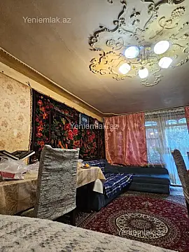Satılır 1 otaqlı köhnə tikili 35 m²