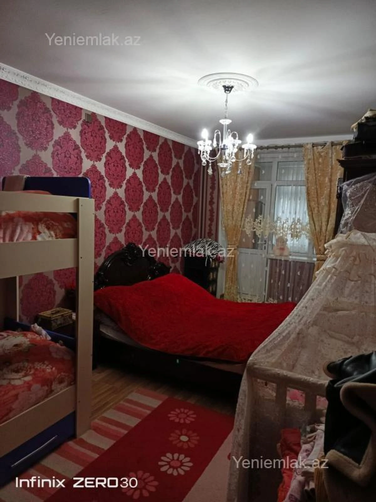 Satılır 3 otaqlı köhnə tikili 80 m²