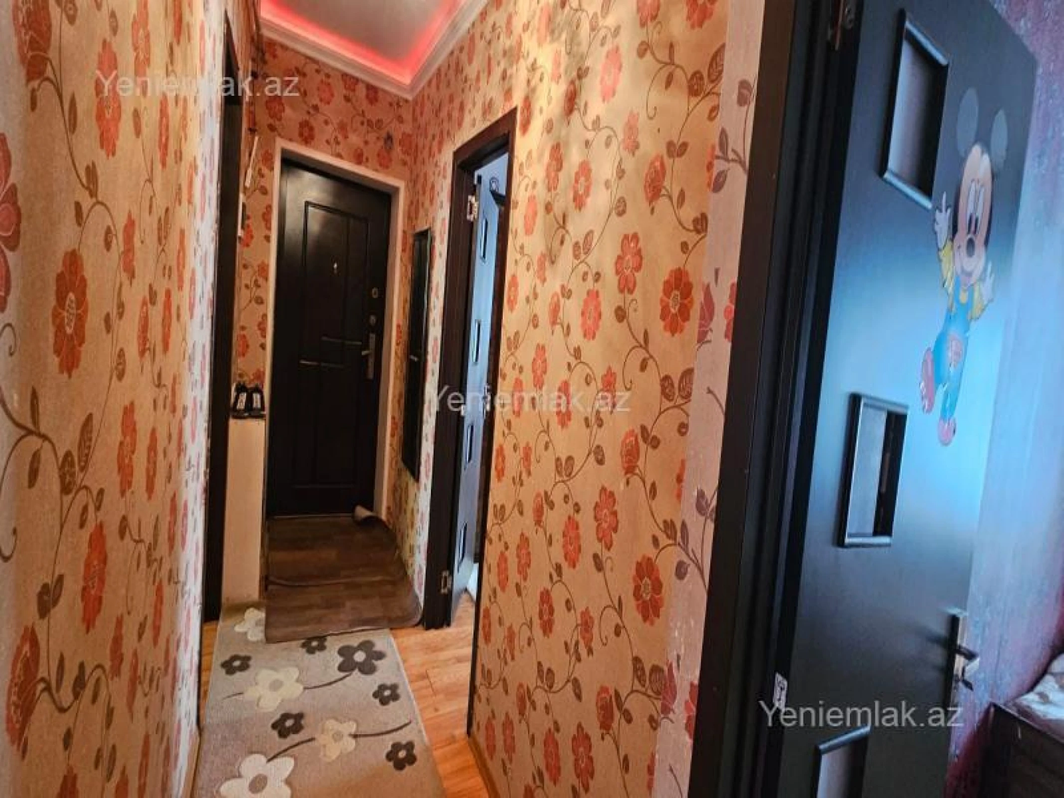 Satılır 3 otaqlı köhnə tikili 80 m²