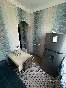 Satılır 2 otaqlı köhnə tikili 35 m²