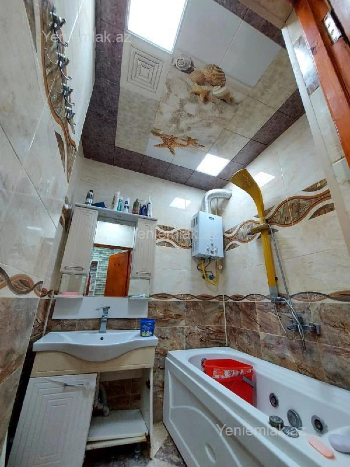 Satılır 3 otaqlı köhnə tikili 85 m²
