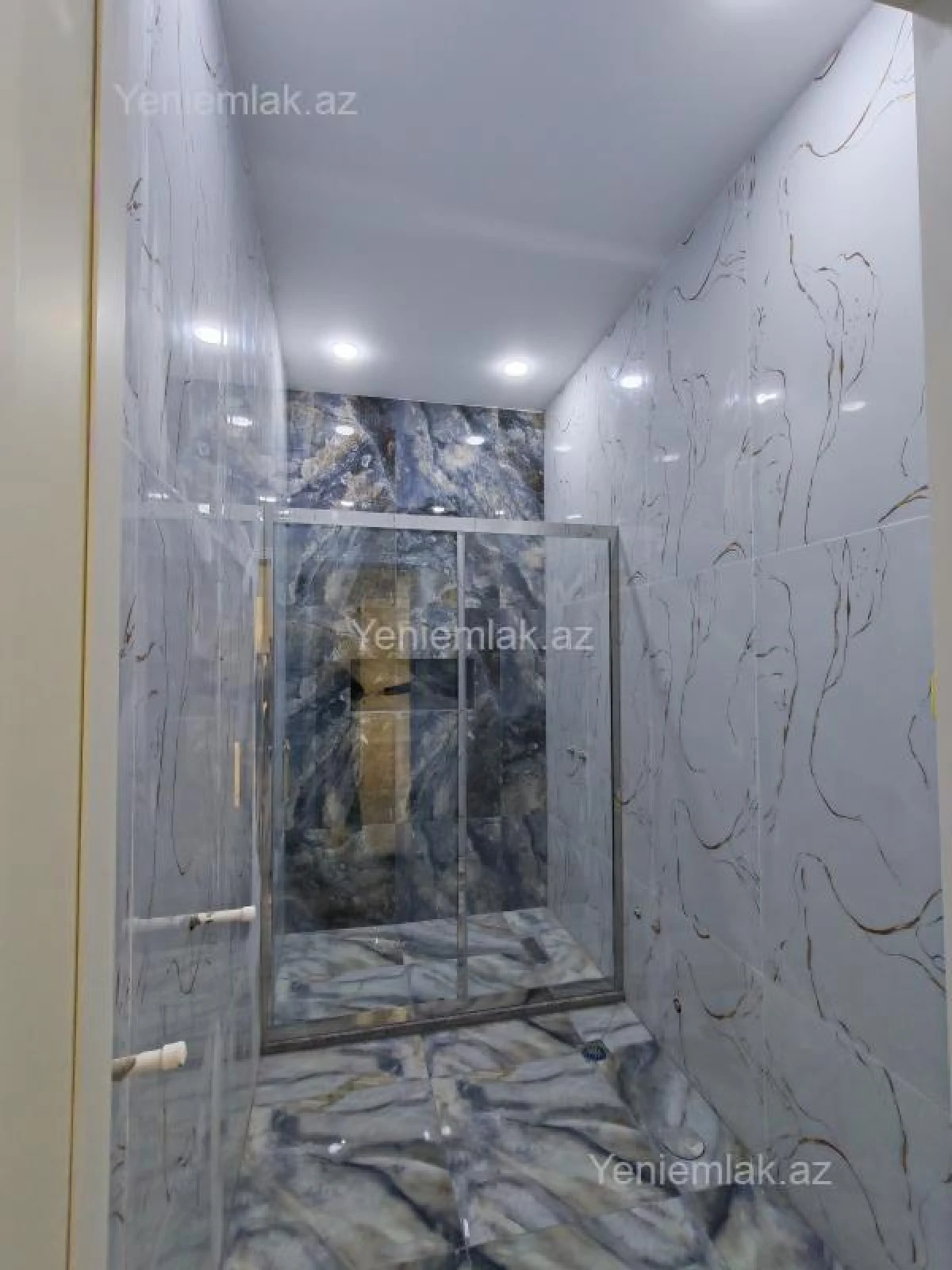 Satılır 6 otaqlı həyət evi 200 m²