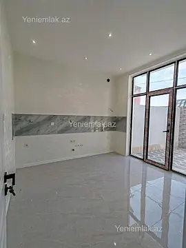 Satılır 6 otaqlı həyət evi 200 m²